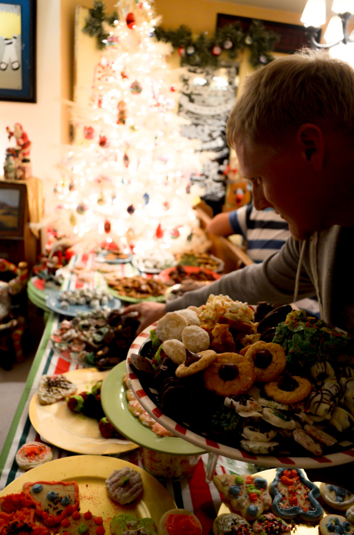 family christmas baking day traditions 2013