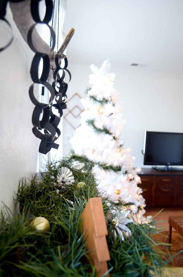christmas decorations 2014 black and white scandinavian inspired tim burton nightmare before christmas jack skellington gold metallic